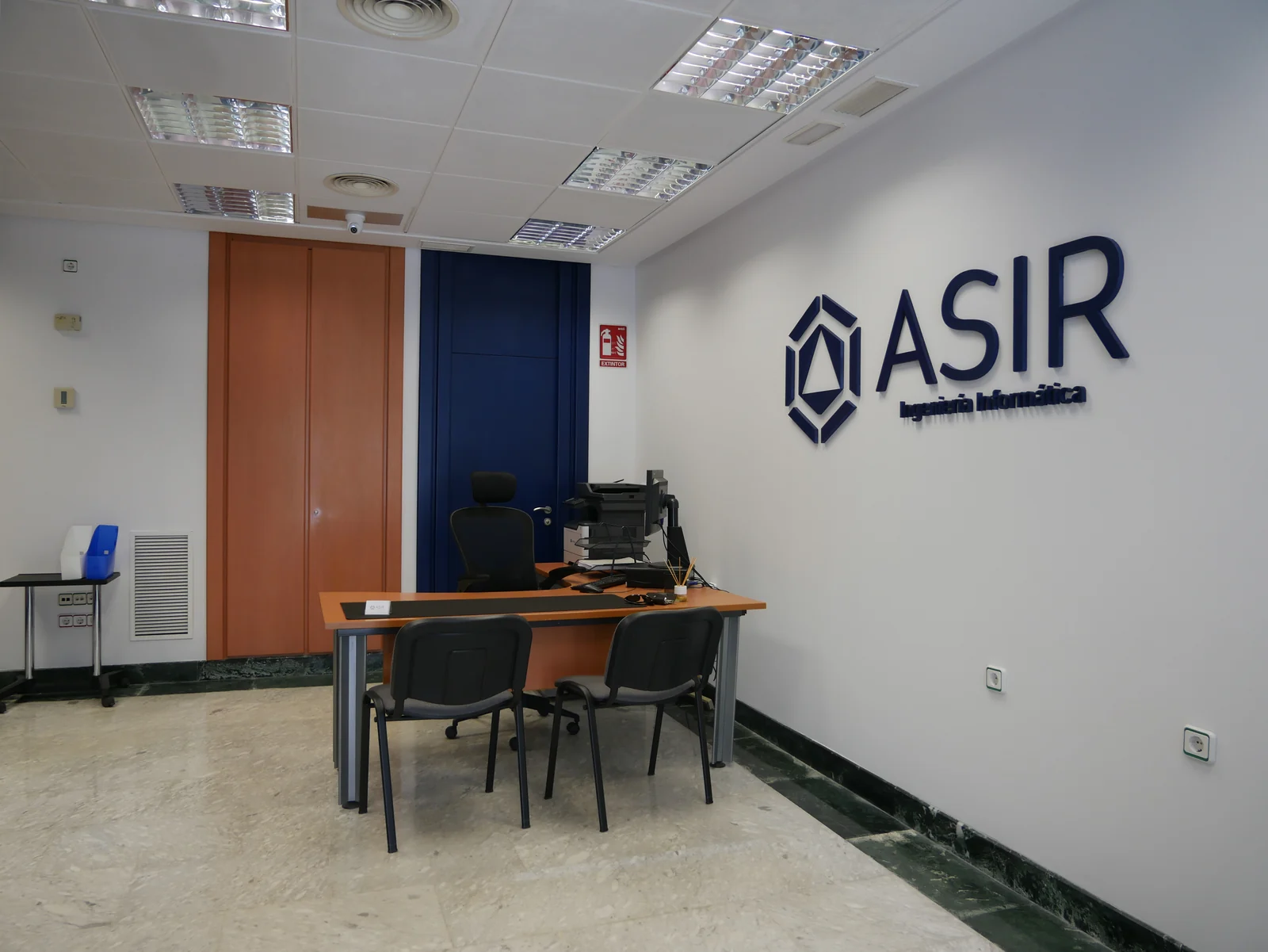Sala de atención de ASIR Ingeniería Informática en Castellar de Santiago